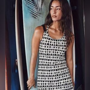 Athleta Mindelo Casual Abstract Swim Dress Size 34 B/C